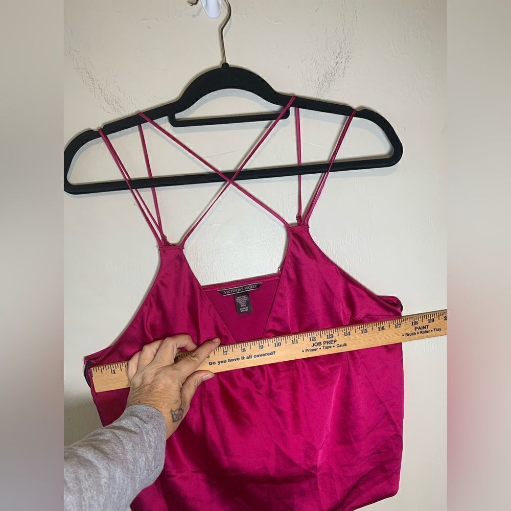 Victoria’s Secret Fuschia pink camisole size XL - Picture 5 of 6